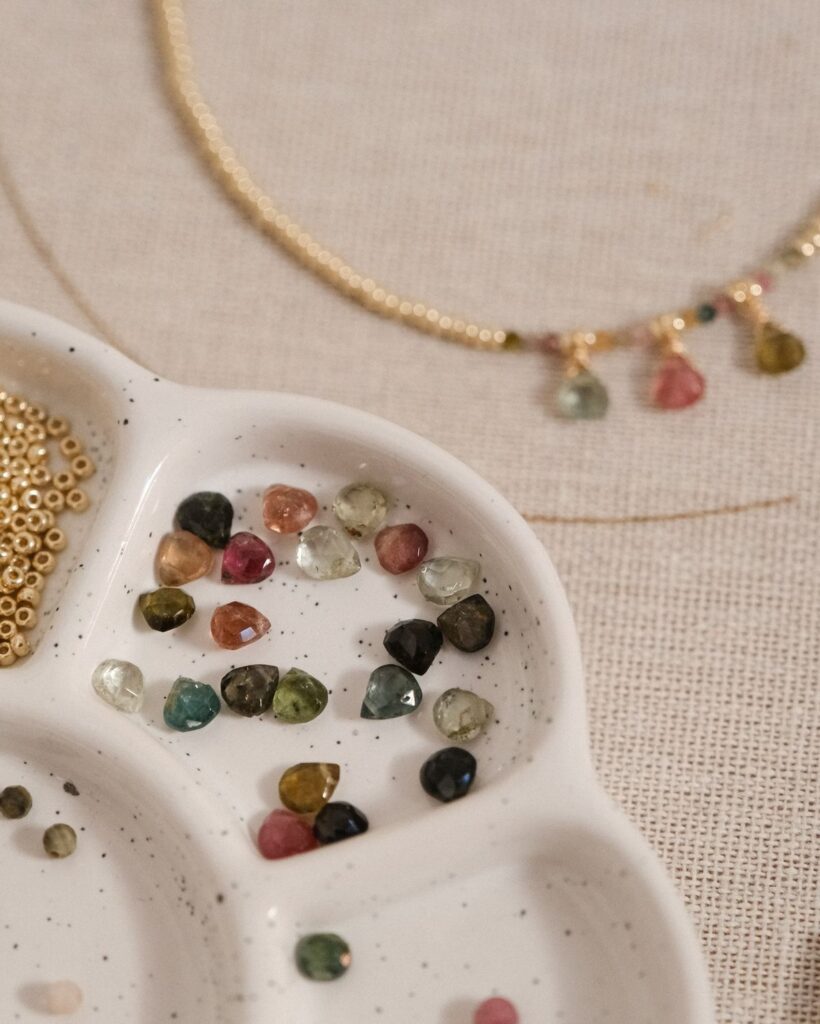 des pierres précieuse
pour des bijoux